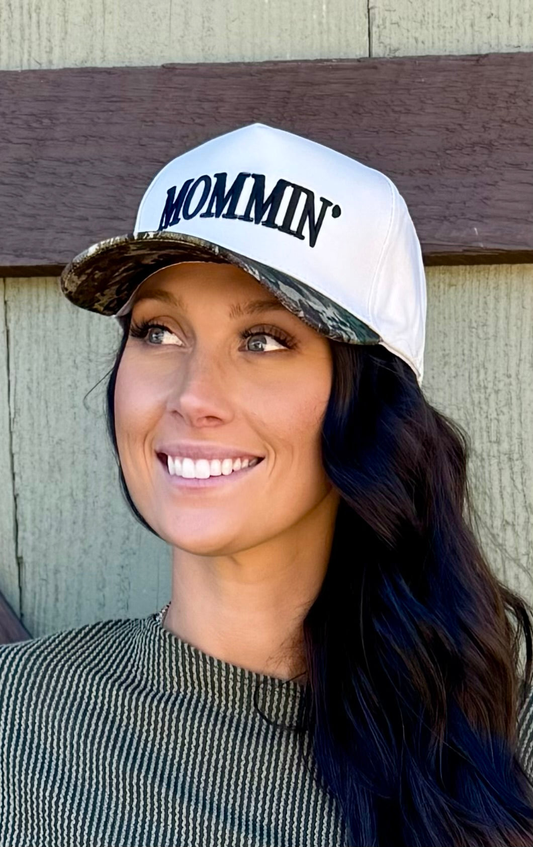 Mommin' Two Tone Hat