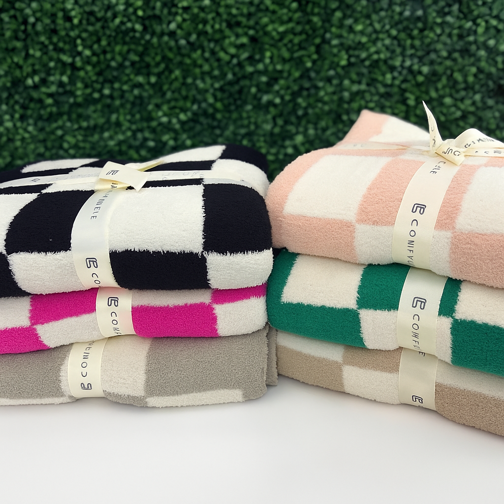 Checkerboard Patterned Throw Blanket