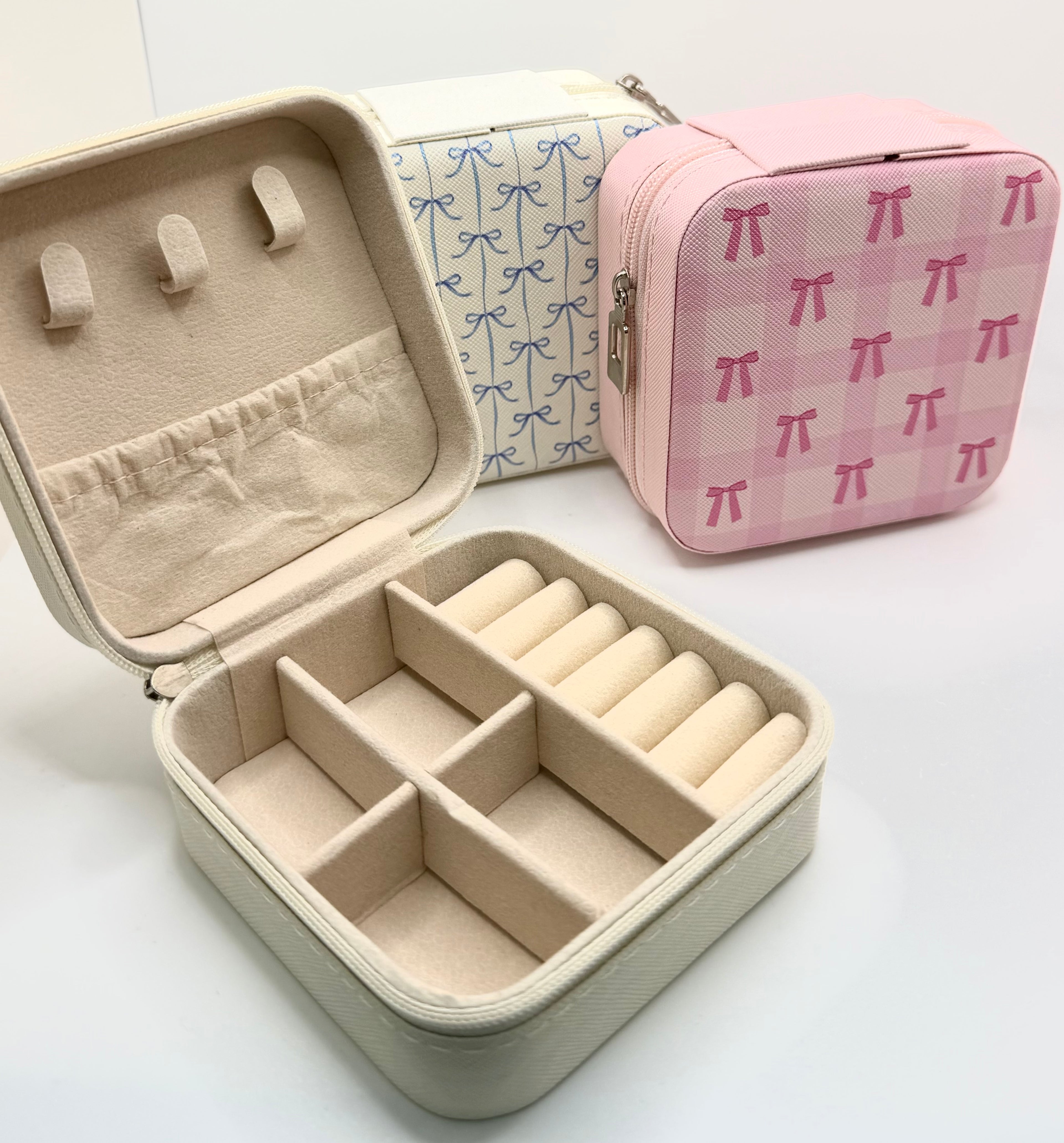 Essential Travel Jewelry Case