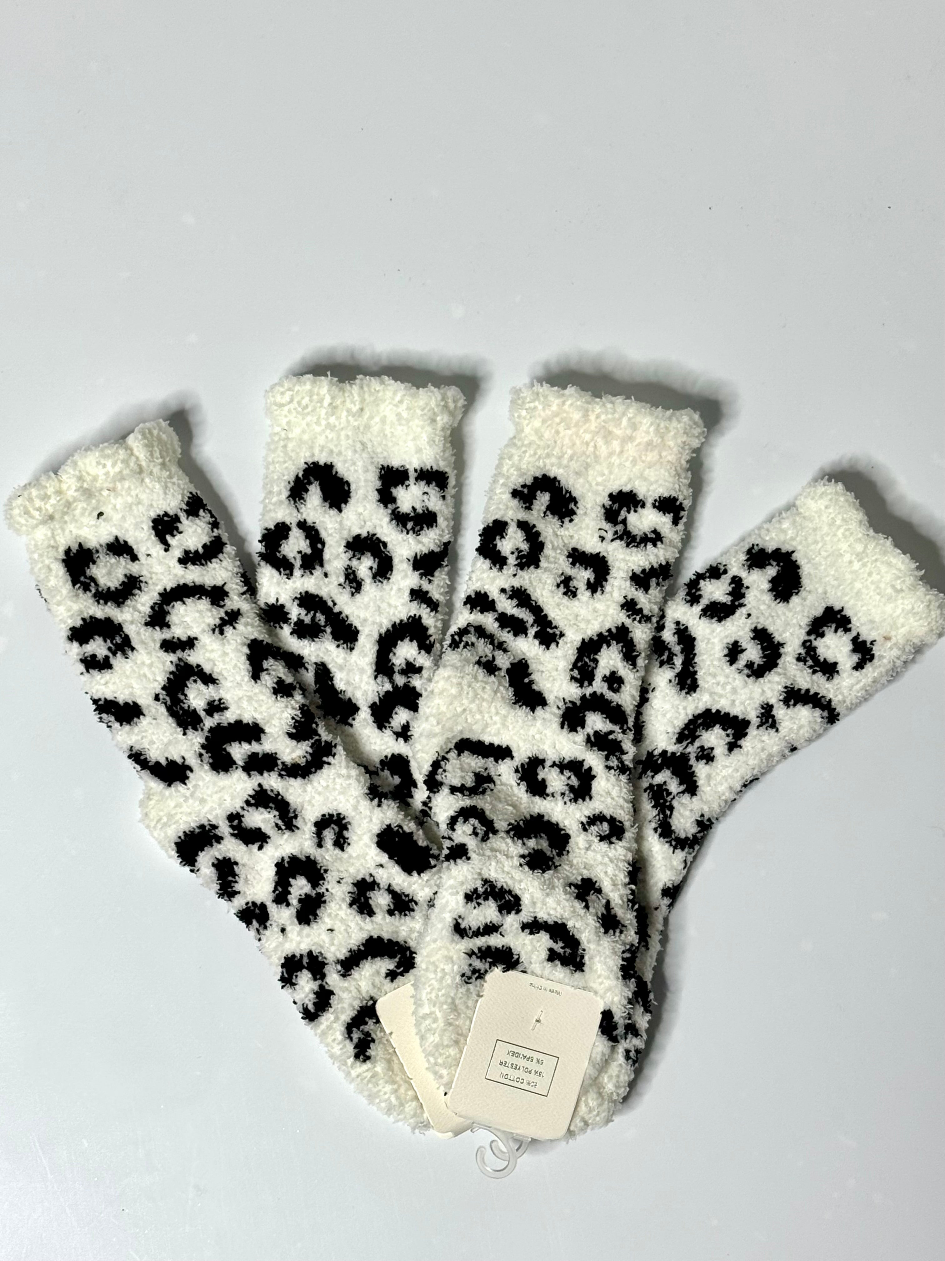 Leopard Pattern Fuzzy Socks
