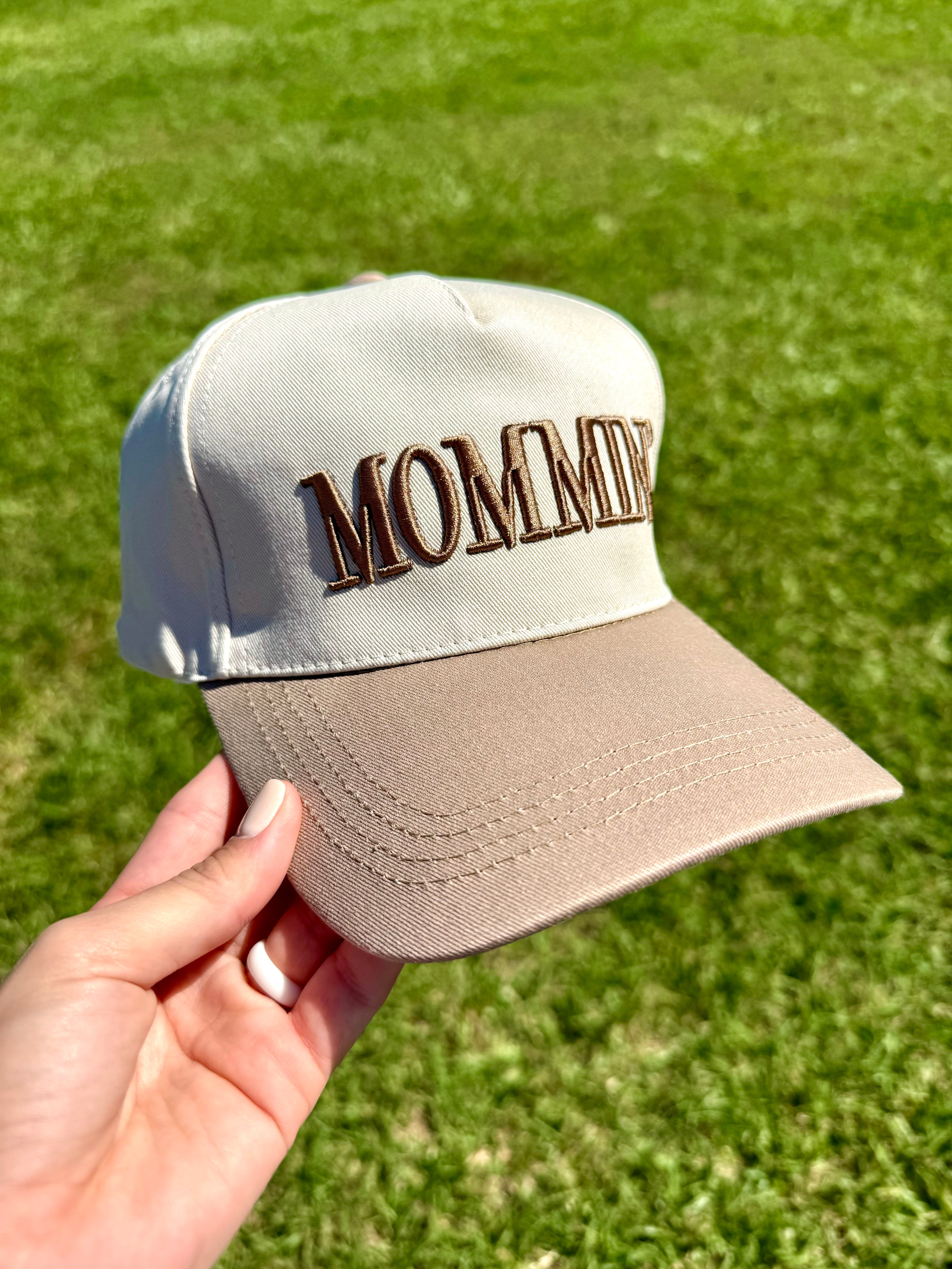 Mommin' Two Tone Hat