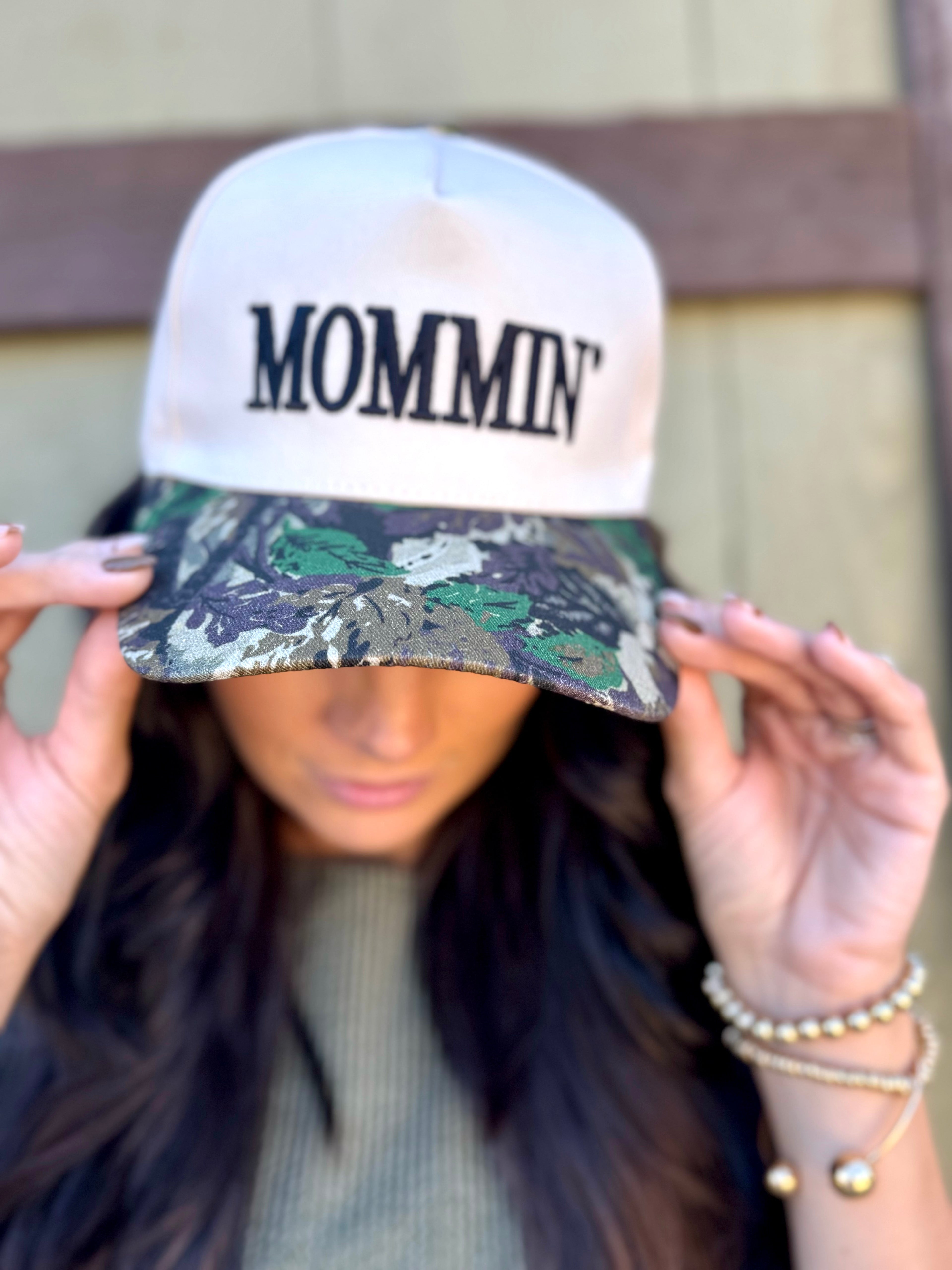 Mommin' Two Tone Hat