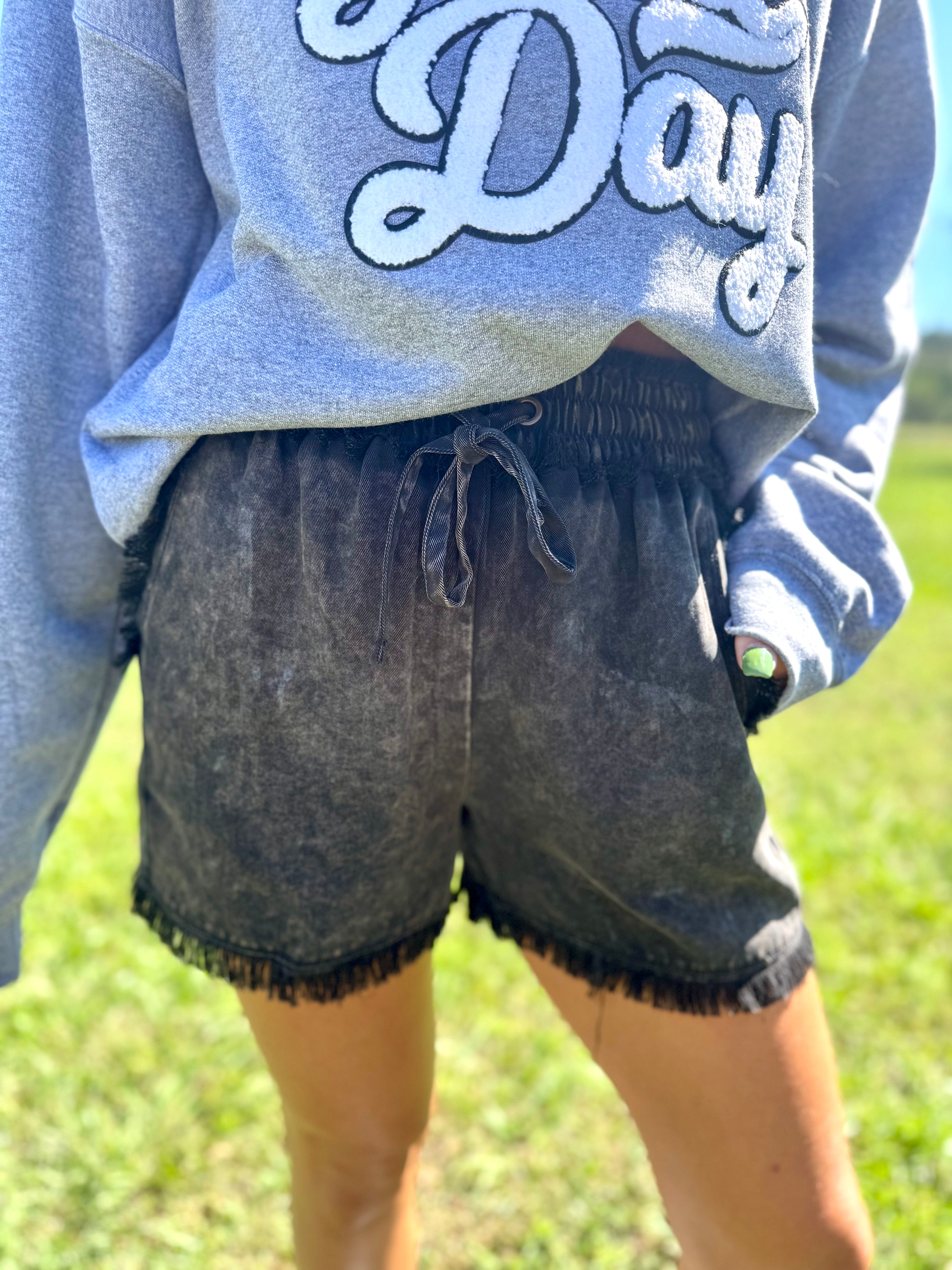 Bleach Babe Shorts