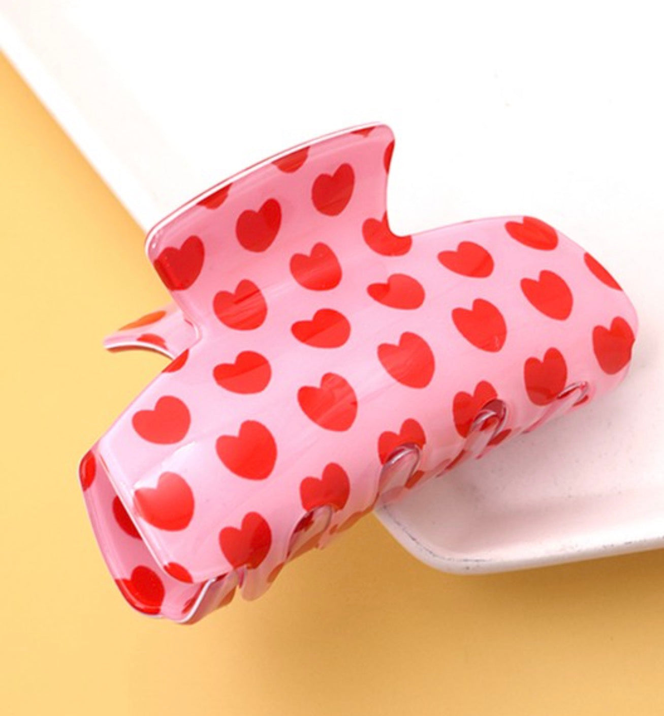 Hypnotizing Heart Clips