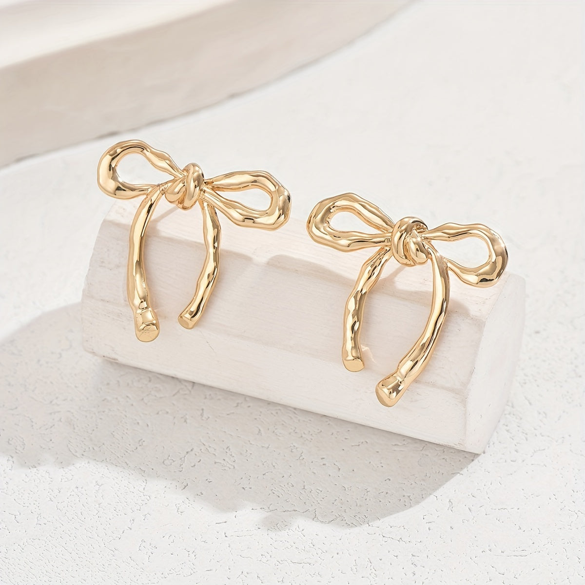 Sweet Knot Earrings